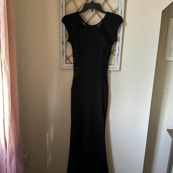 TFNC London, women’s lace black gown size small - Picture 3 of 6